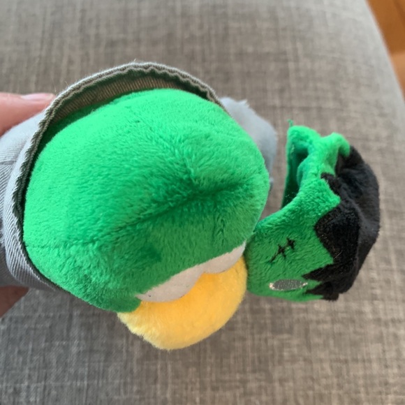 Disney Club Penguin Frankenstein plush and pin - Picture 7 of 7